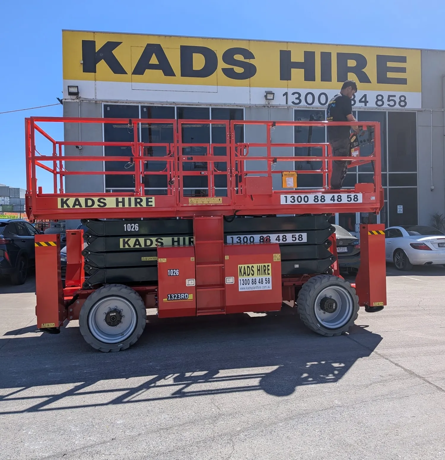 43FT Diesel Rough Terrain Scissor Lift Sinoboom 1323RD